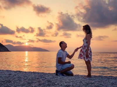 Sürpriz Evlenme Teklifleri İçin Kişiye Özel Hediye Fikirleri